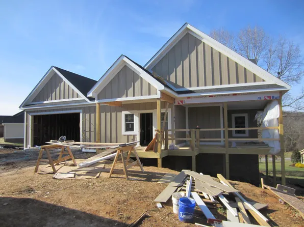 106 Creek Side Ct, Bristol, TN 37620