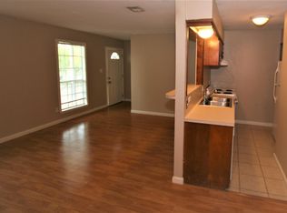 1801 Rosemary Ave #4, Victoria, TX 77901