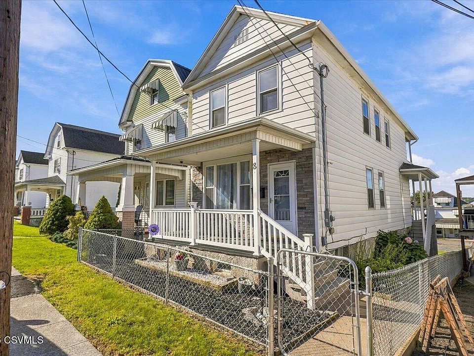 1st image of 8 New Pine St