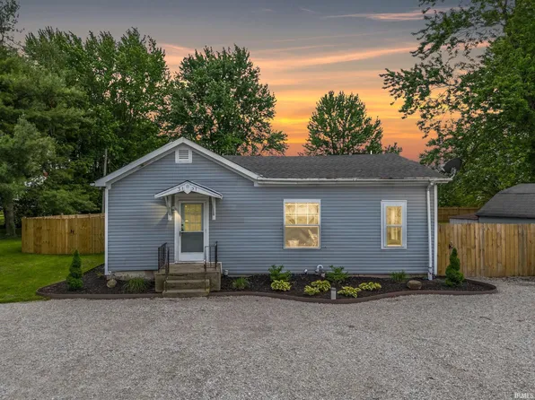 3151 W Brown St, Wawaka, IN 46794