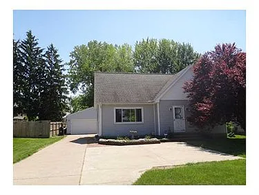1817 W Grandview Blvd photo 1