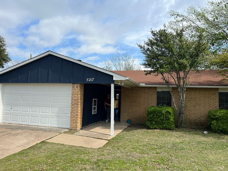 1st image of 5217 Gates Dr