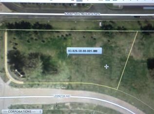 241 S Chillicothe Rd, Aurora, OH 44202