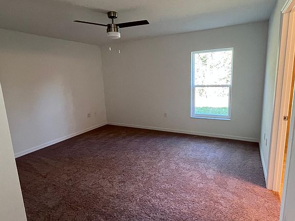 3rd image of 51 White Hall Dr