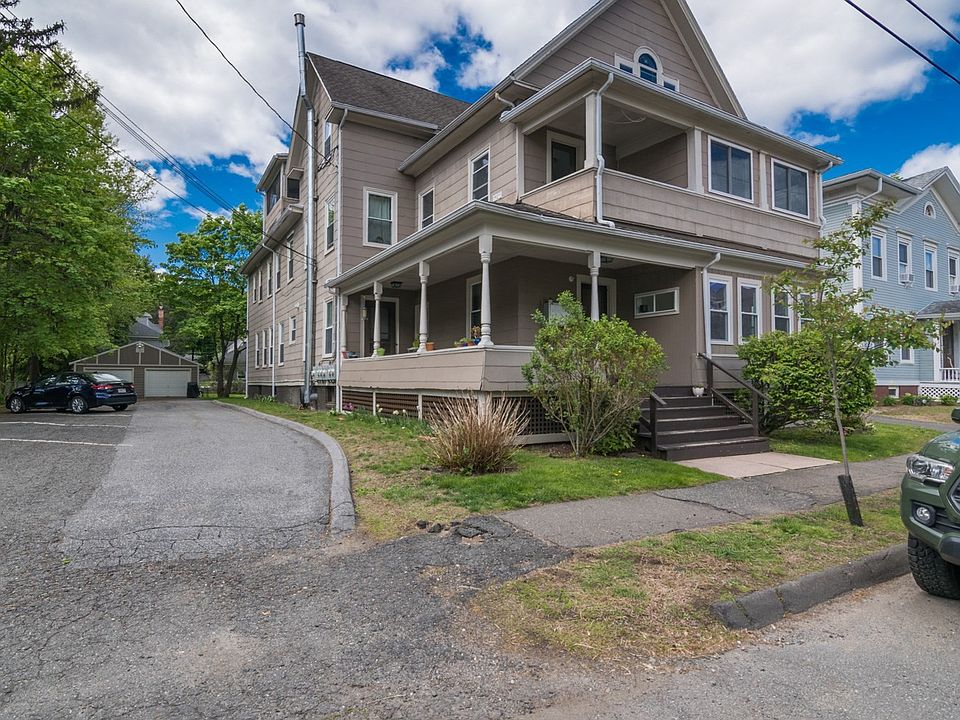 1st image of 13 Munroe St