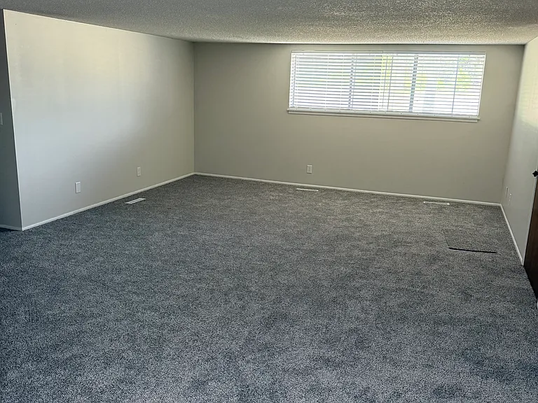 909 W River Blvd #909 — Photo 3