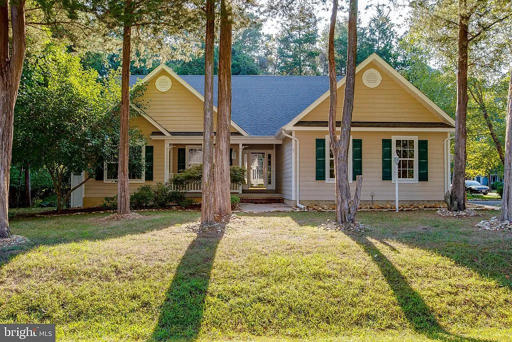 11602 Wollaston Cir photo 1