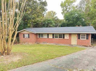 140 Spencer Hill Ct, Macon, GA 31206