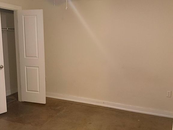 3rd image of 301 N Dunlop St #119