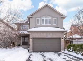 114 Armour Cres, Hamilton, ON L9K 1R9