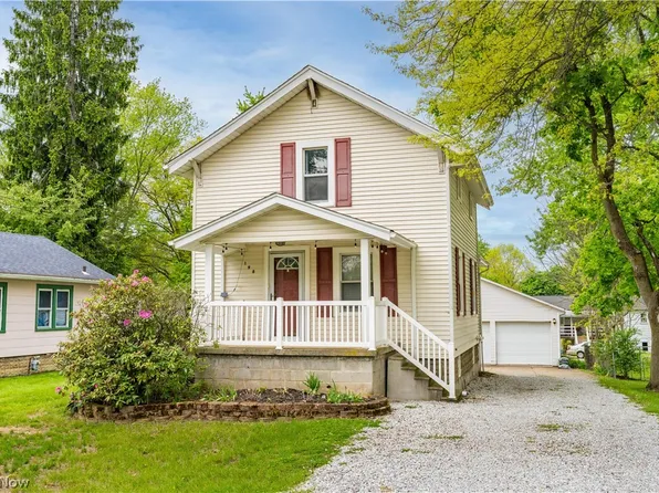 198 Stratford Ave, Wadsworth, OH 44281