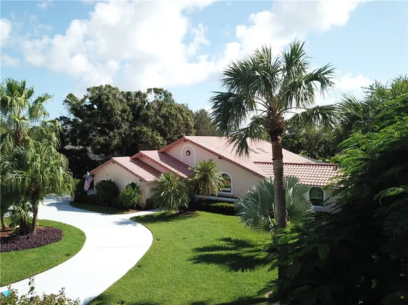 5800 Bent Pine Dr, Vero Beach, FL 32967
