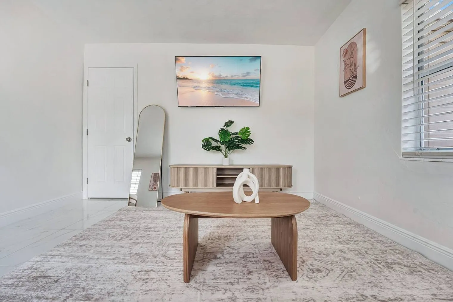 1 bed, 1.0 bath, $3,859 — Photo 3
