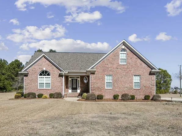 4305 Sanderosa Rd, Fayetteville, NC 28312