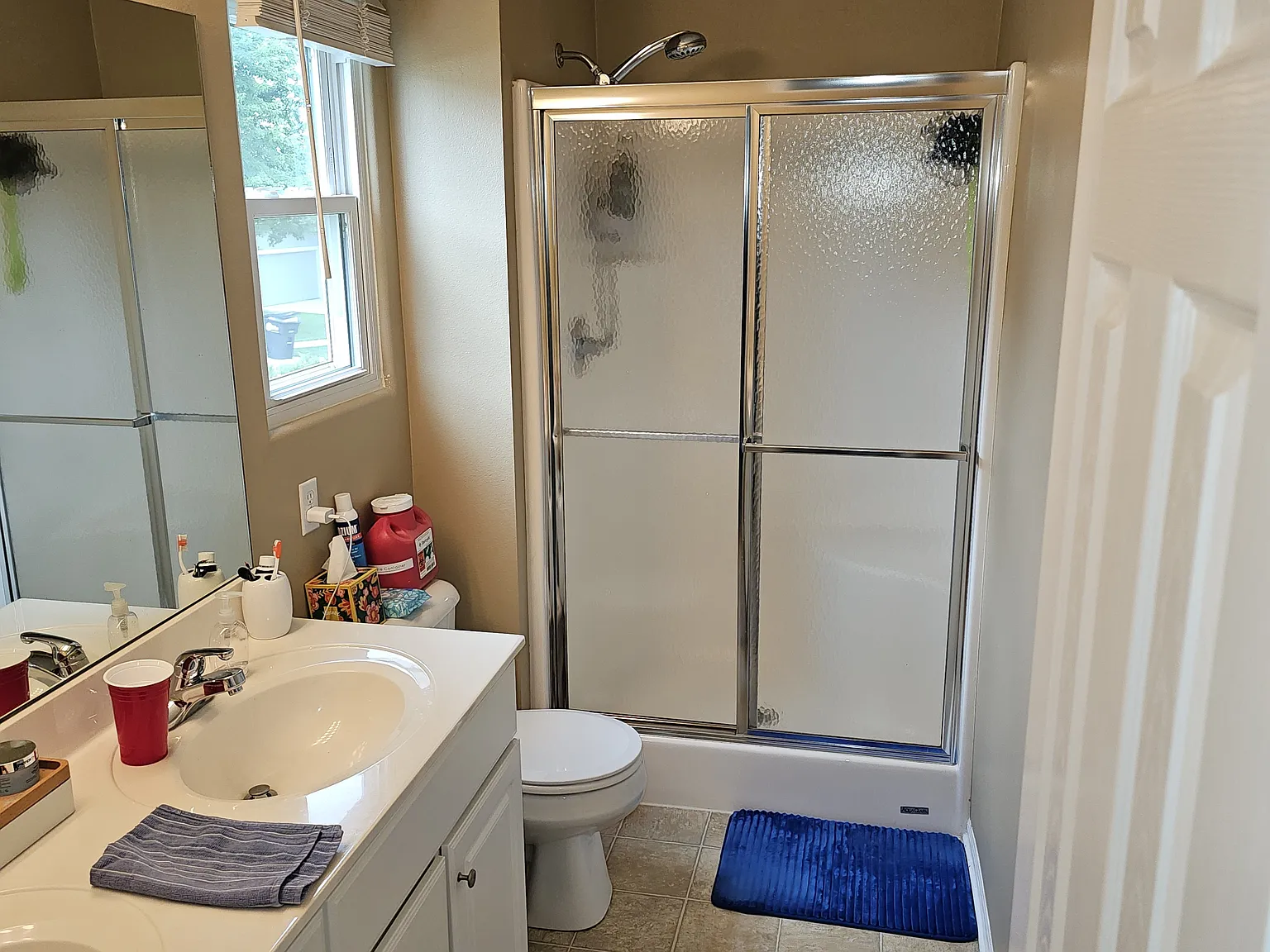 3 bed, 1430 sqft, $2,400 — Photo 3
