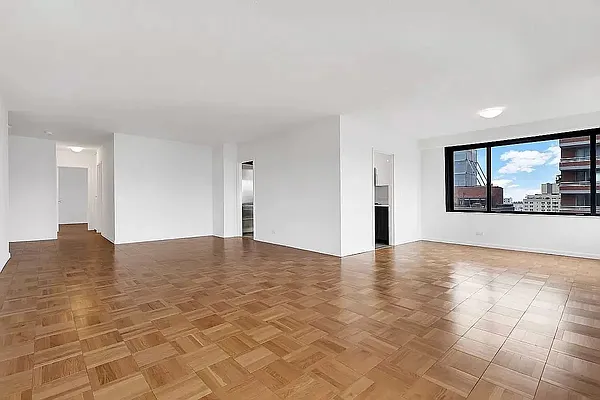 Rented by Cooper & Cooper Real Estate | media 3