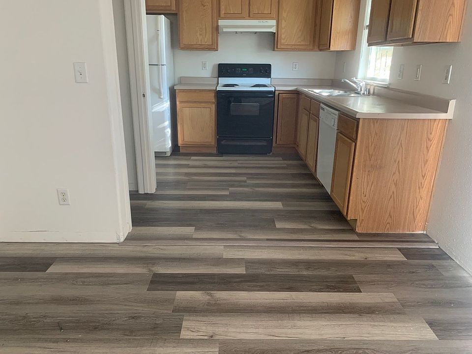 1st image of 720 Sunny Ln Unit D