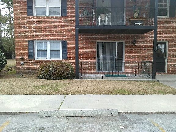 Apartment front patio
