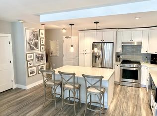630 N State St APT 2005, Chicago, IL 60654