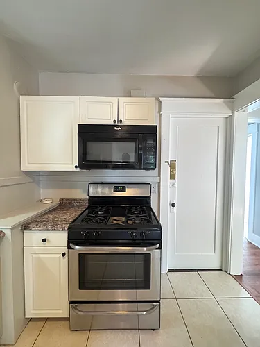 30 Custer St #1 Photo 1