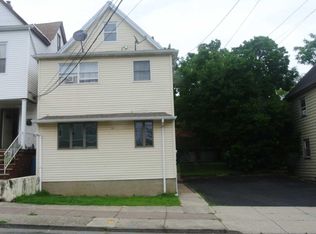 184 Cambridge Ave, Garfield, NJ 07026