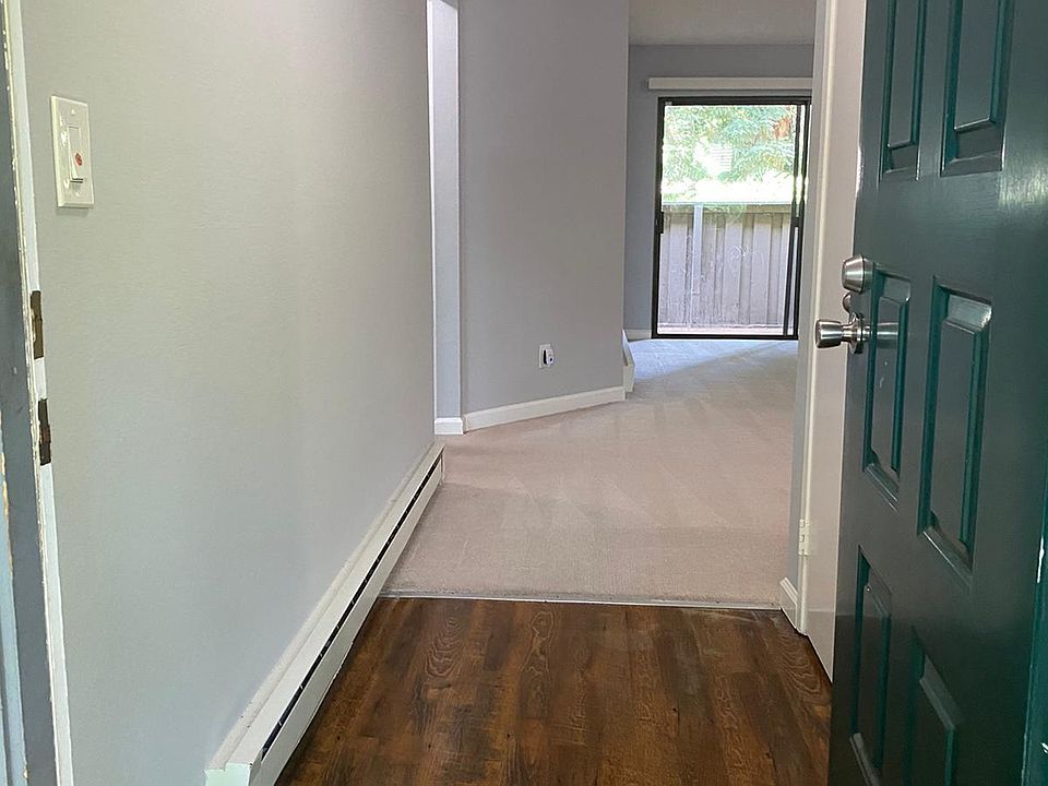 1st image of 1089 N Abbott Ave