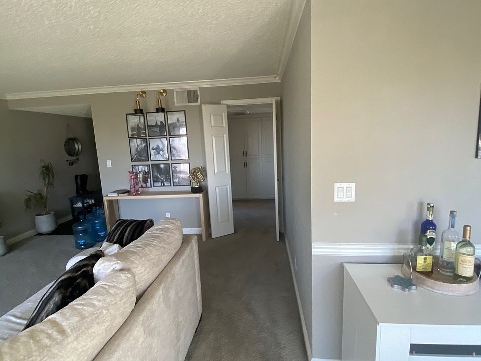 Living area to hallway