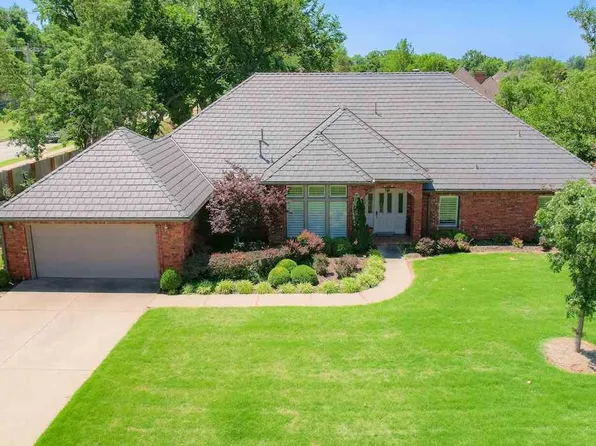 2508 Copperfield Ave, Ponca City, OK 74604