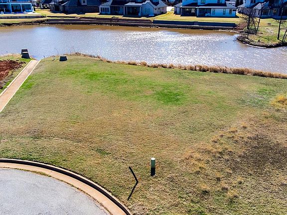2nd image of 13400 Emerald Island Dr Lot 1