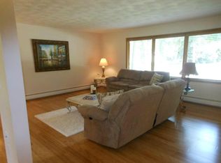 21 Forrest Ct NW, East Grand Forks, MN 56721