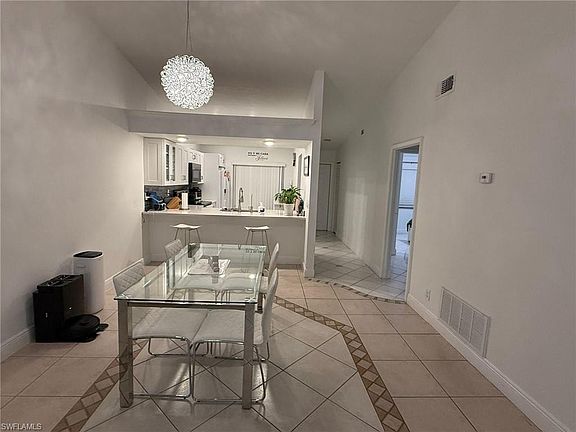 2nd image of 4220 Looking Glass LN #4302