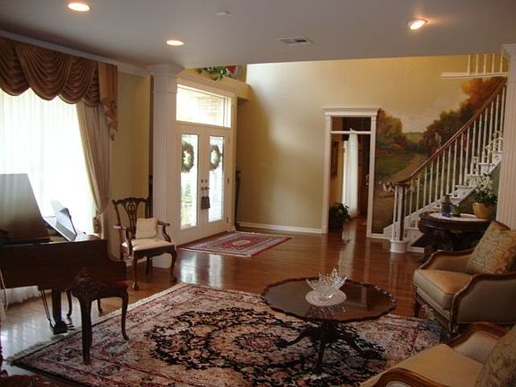 2nd image of 3821 Placid Ln