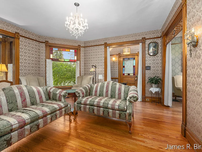 529 Avery St — Photo 30