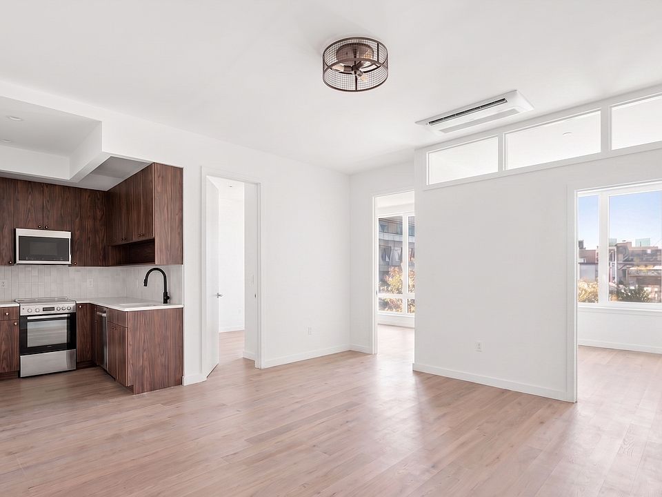 1st image of 368 Leonard St #3A