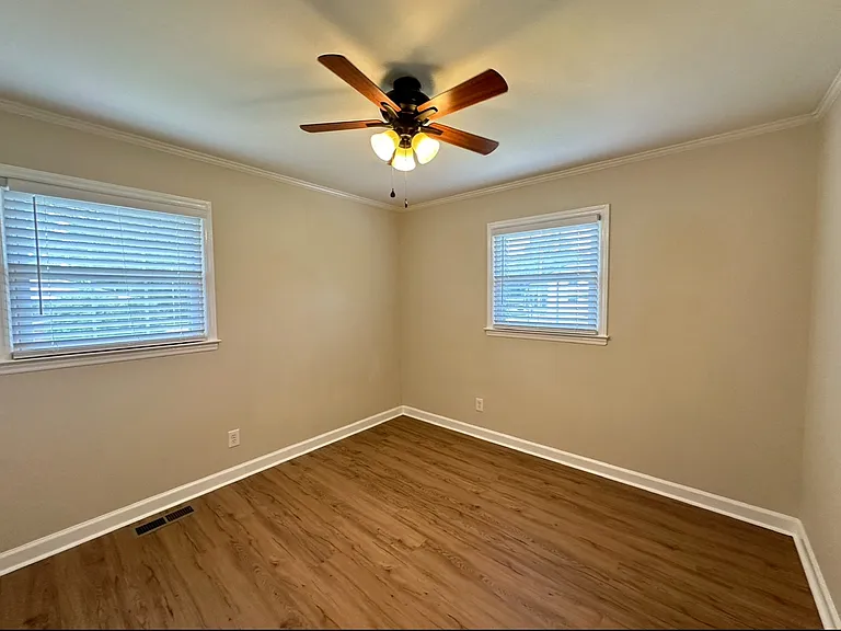 12416 Oakhaven Dr — Photo 22