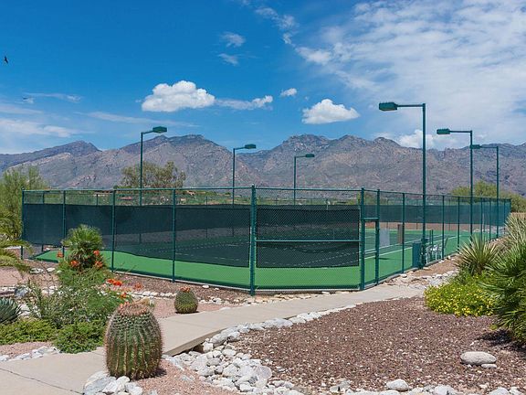 Community Tennis Courts