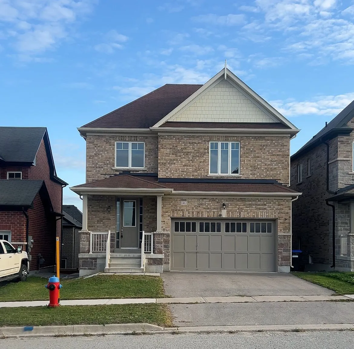 4 bed, $3,200 — Photo 1