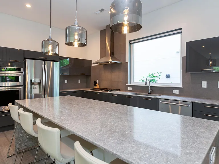 1214 Realta Dr — Photo 17