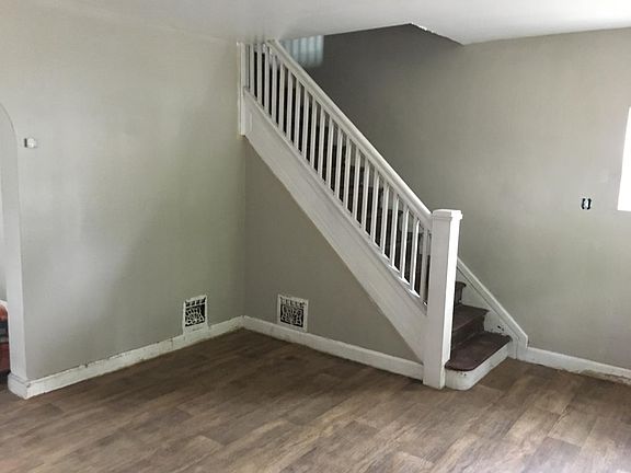 2nd image of 5441 Oriole Ave