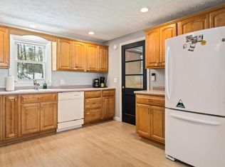 80 Orchard Rd, Wells, ME 04090