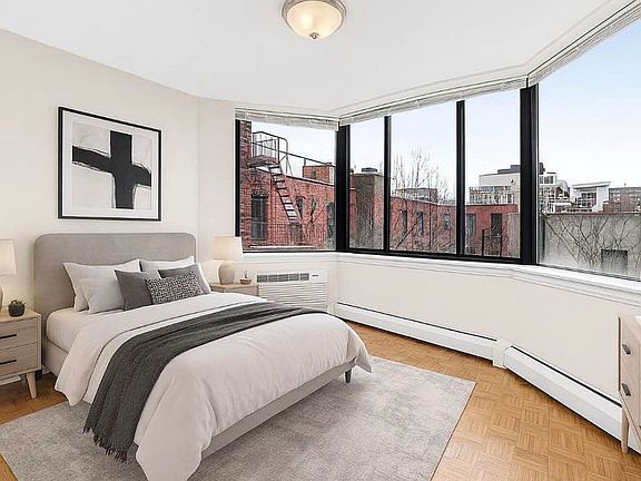 4th image of 4 W 104th St APT 3B