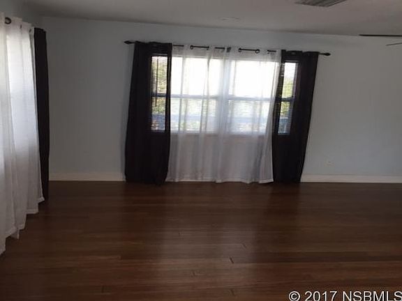 4th image of 842 Grouper Ave