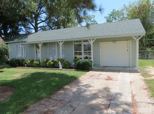 2503 Cedar Dr, La Marque, TX 77568