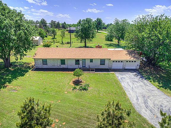 3rd image of 21891 N 2855th Rd