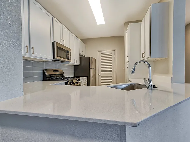 Elegant white quartz countertops