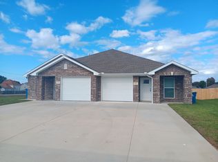 103 Anita Dr, Carl Junction, MO 64834