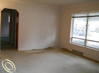 4th image of 22104 Kramer St
