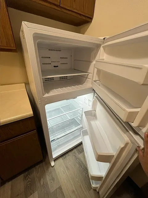 2 bed, 800 sqft, $900 — Photo 3