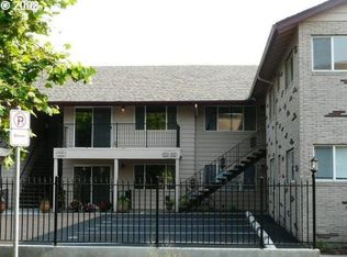 2034 NE Clackamas St, Portland, OR 97232