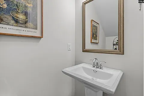 3 bed, 2.5 bath, 1475 sqft, $2,000 — Photo 4